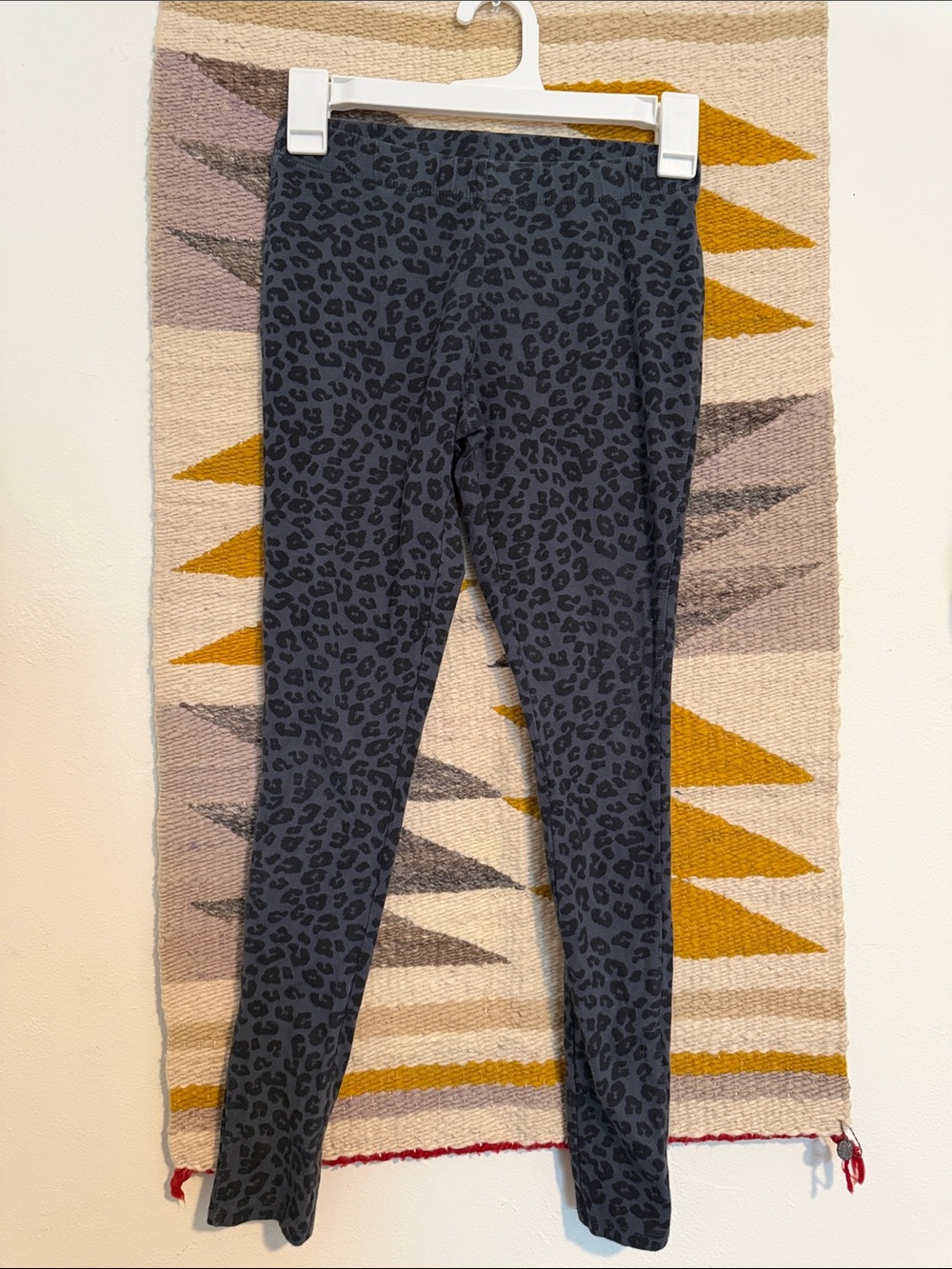 Faded Glory Gray Leopard Print Leggings